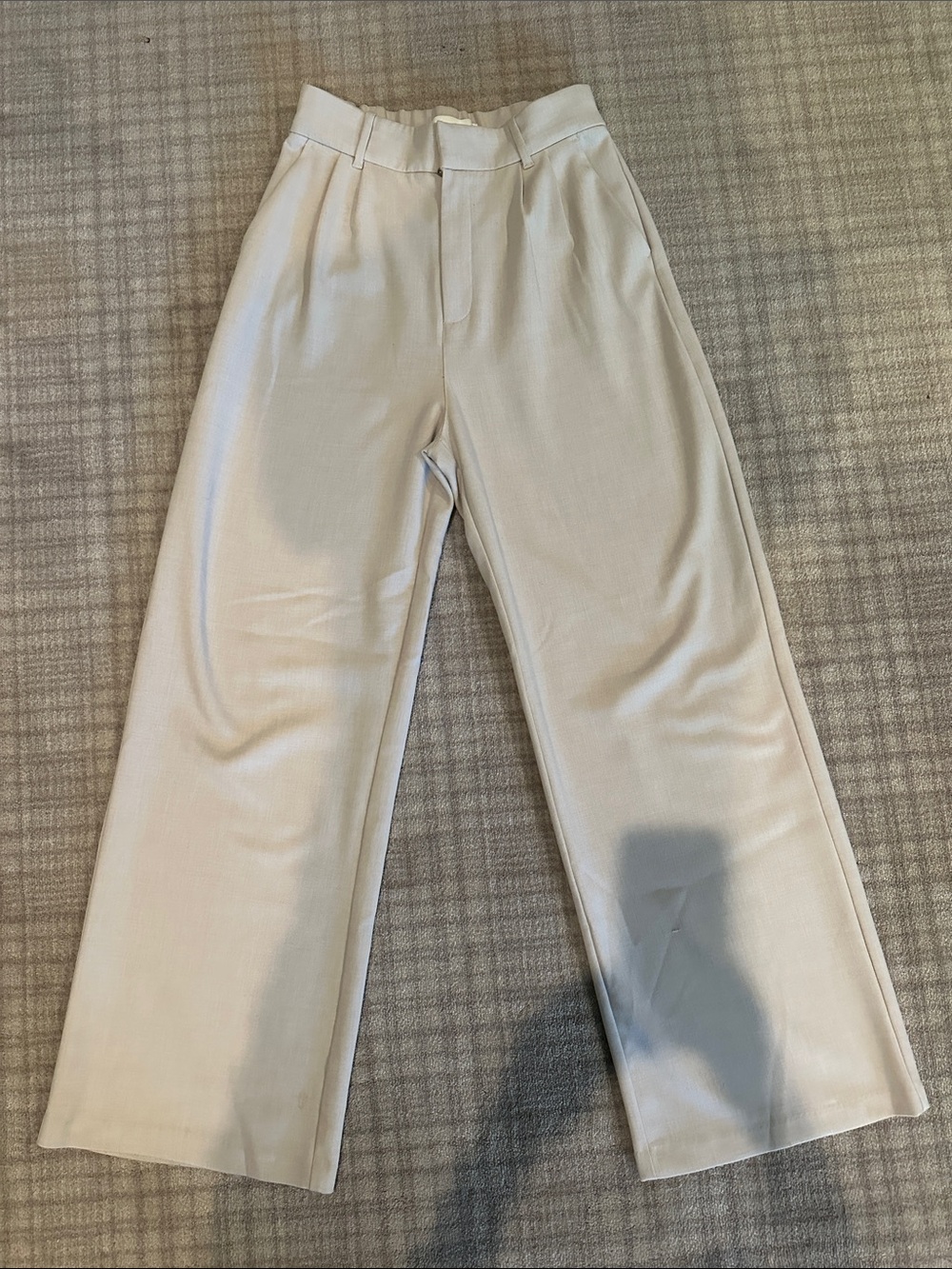 Abercrombie & Fitch Wide-Leg Pleated Trousers women’s